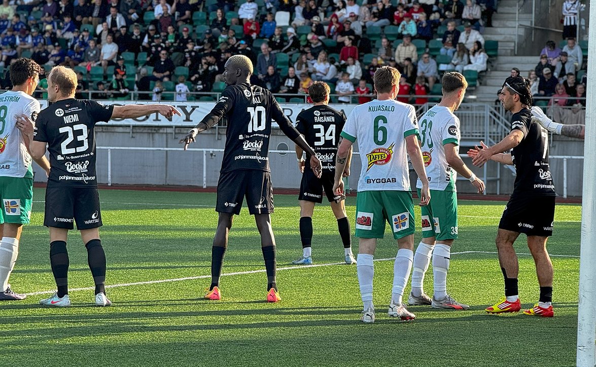 VPS juhli maaleilla Maarianhaminassa (IFK Mariehamn-VPS 1-5)