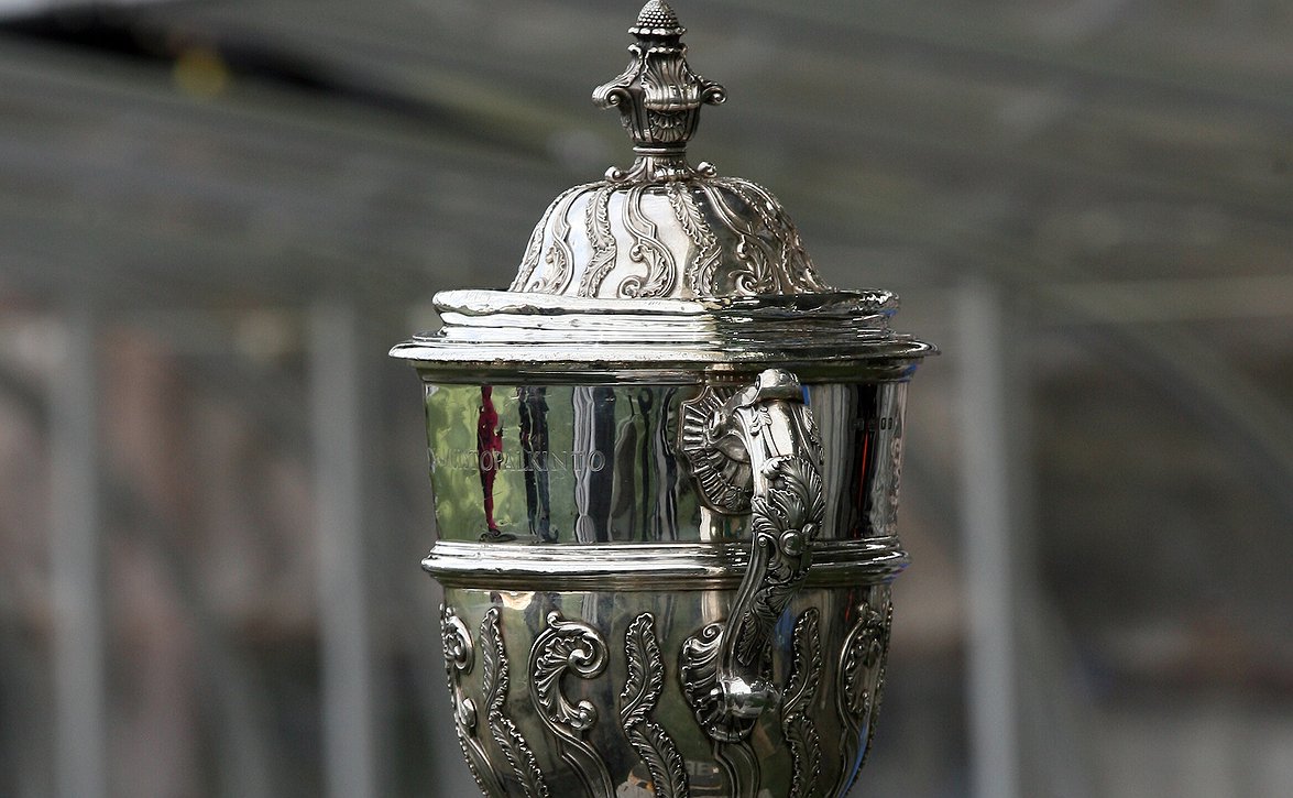 Näyttelyseinät ja verkkonäyttely kertovat Suomen Cupin tarinaa