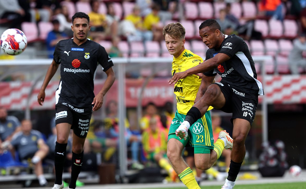 Veikkausliigan runkosarja loppusuoralle - KuPS nousi kärkipaikalle