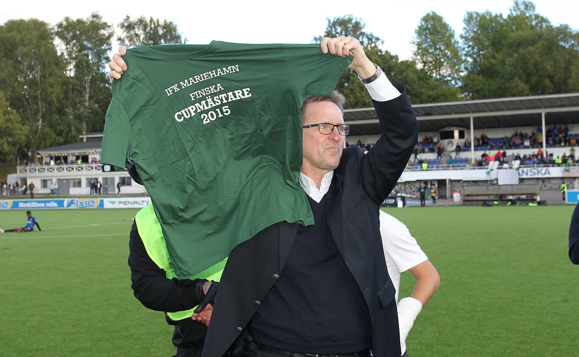 Pitkä tie päätökseen - Pekka Lyyski jättää Grönvittin