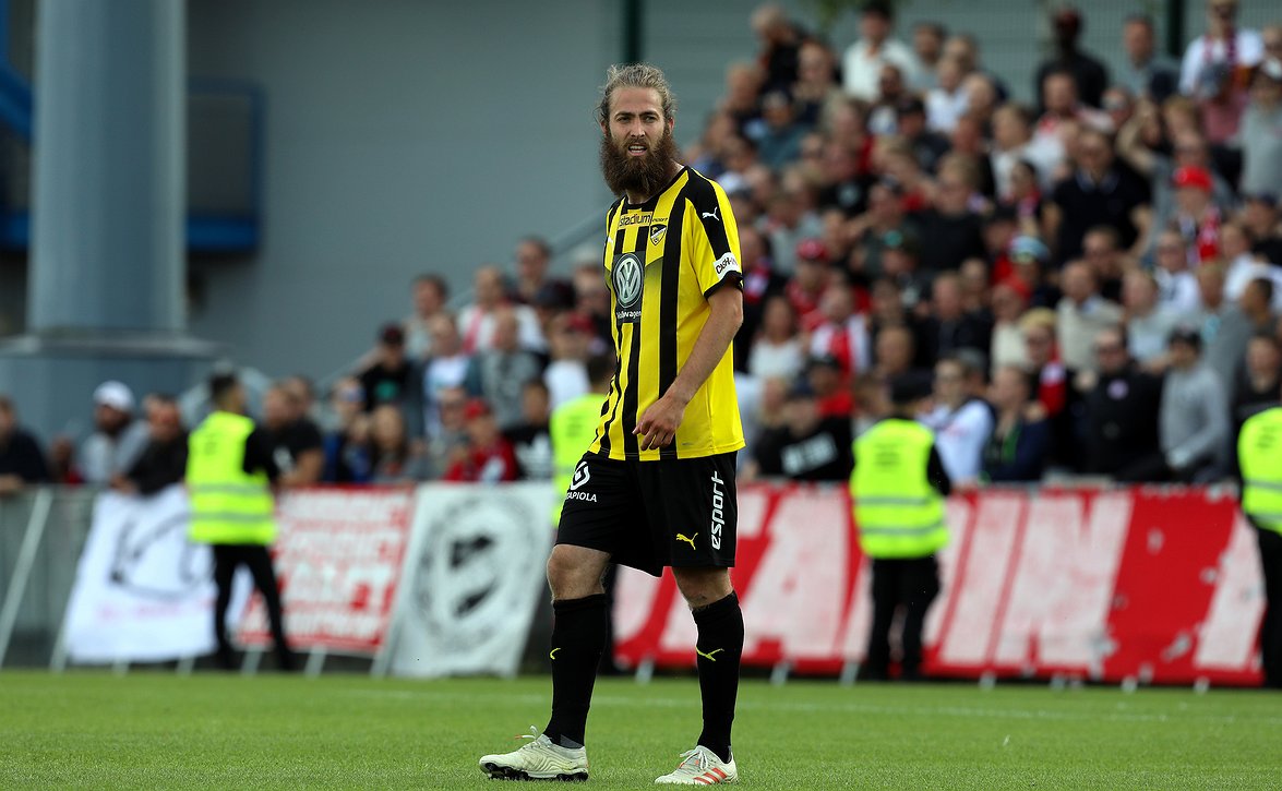 Kaksi pelaajaa vieraili Veikkausliiga ja Naisten Liiga -podcastin tämän viikon jaksossa