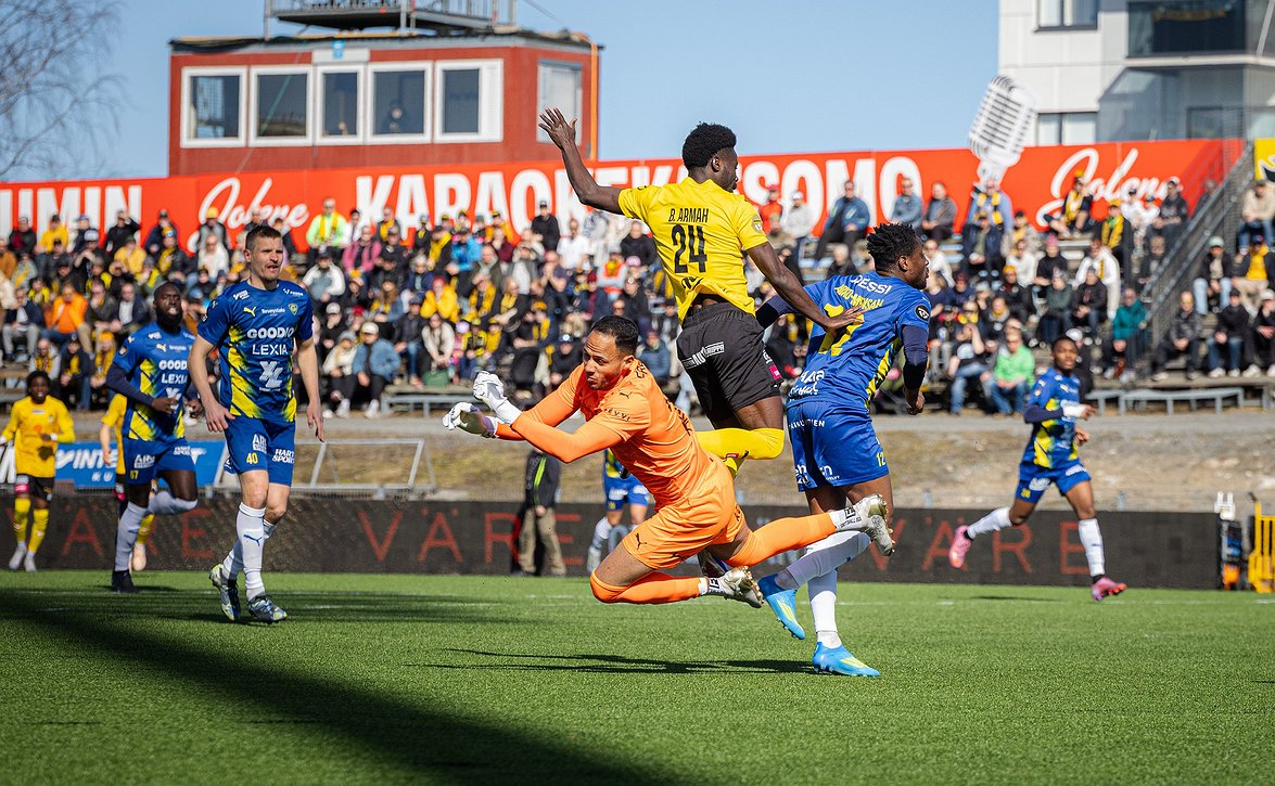 KuPS väänsi niukan voiton kotiavauksesta (KuPS-IF Gnistan 1-0)