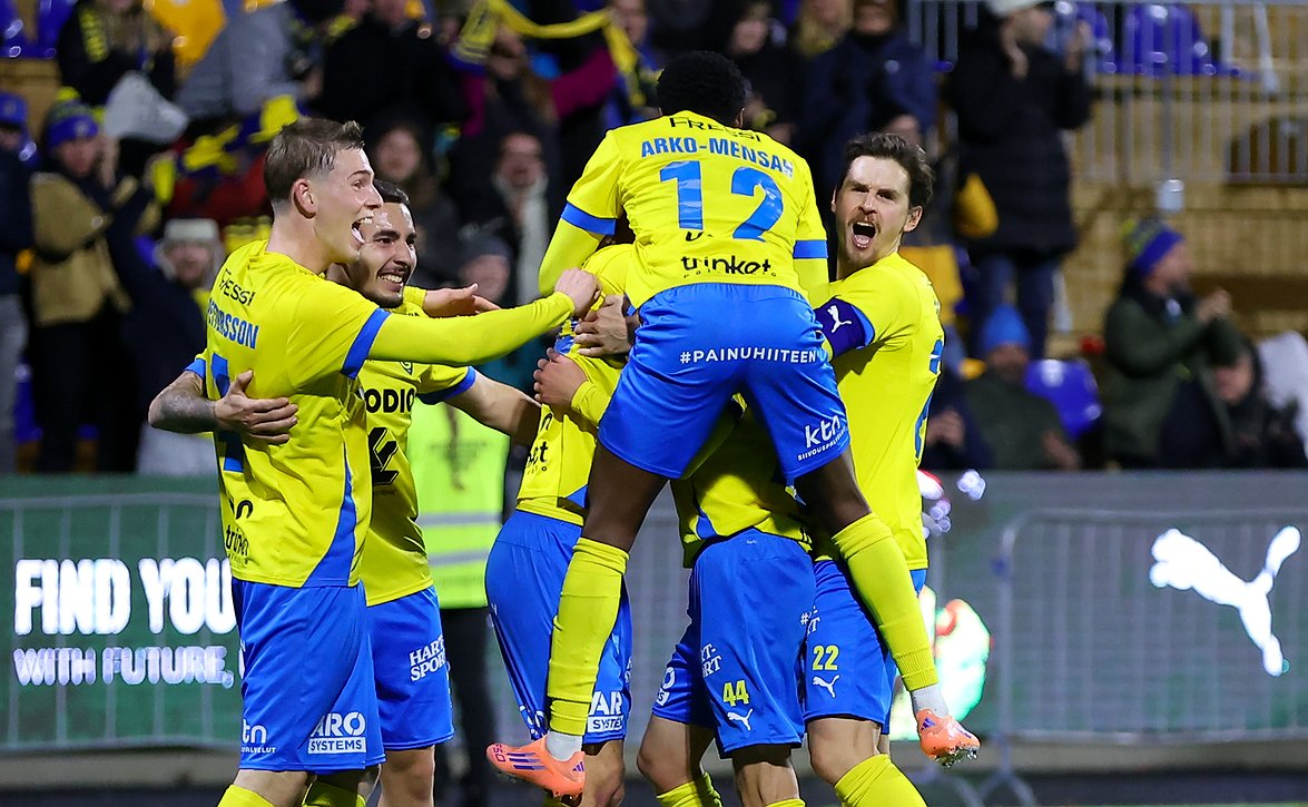 ​"HJK kyllä dominoi" – Gnistan taisteli pisteen derbystä
