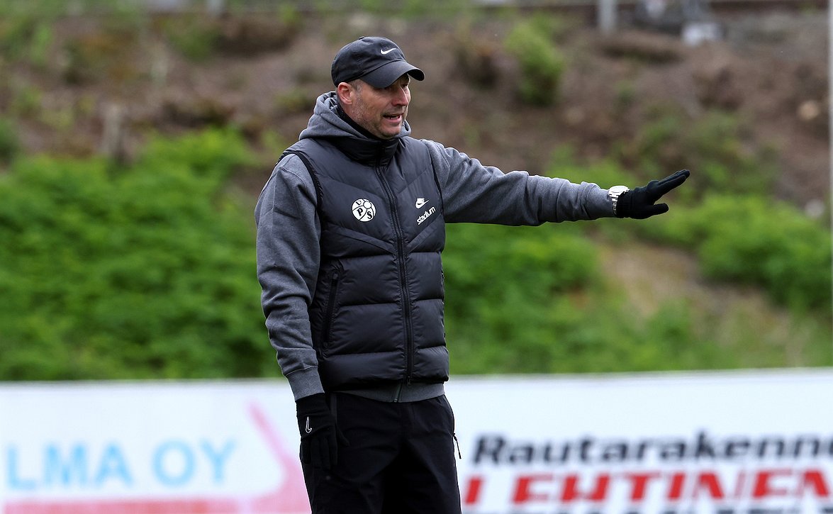 ​"Kahden maalin päästäminen on liikaa" – VPS-luotsi Jussi Nuorela harmitteli tappiota