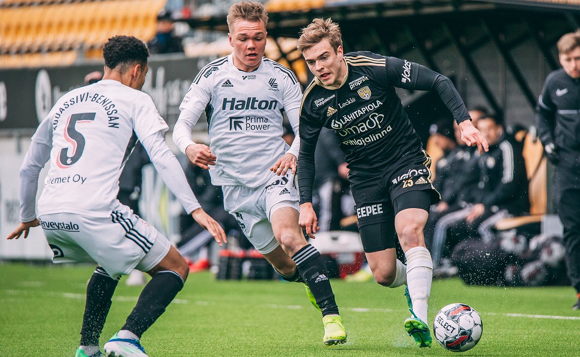 "Osviittaa siitä, mitä haluamme olla" - FC Lahden Ilir Zeneli iloitsi voitosta