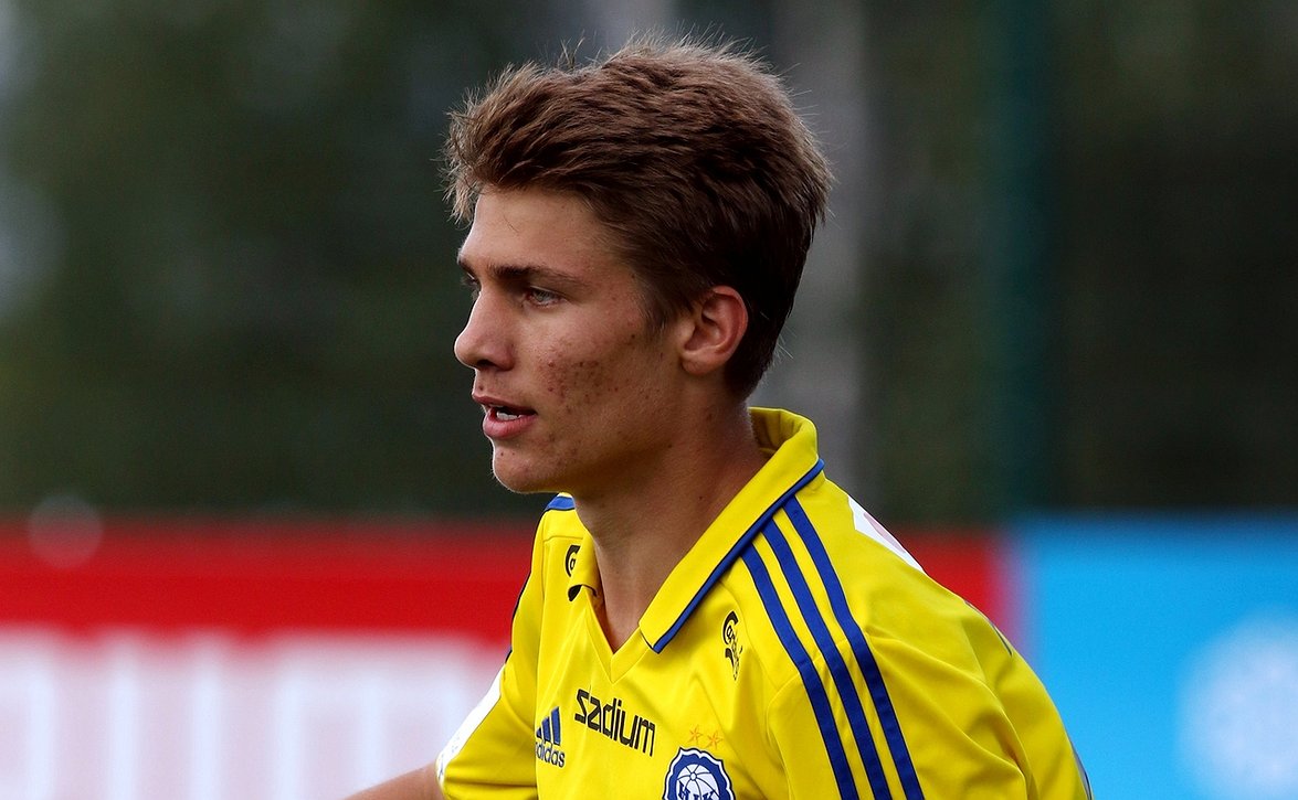Peiponen palaa HJK-paitaan
