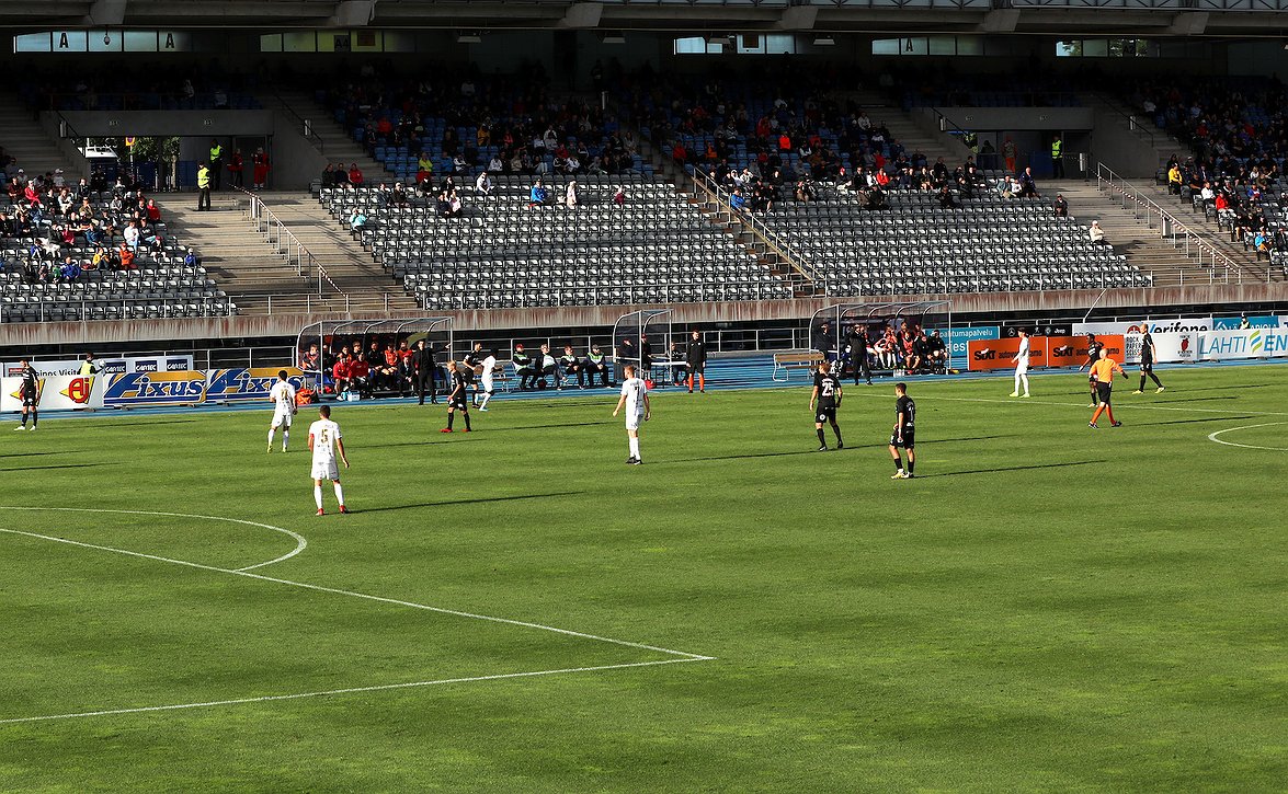 Lauantain FC Lahti - FC Honka pelataan edelleen ilman yleisöä