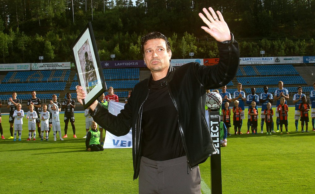 Jari Litmaselle merkittävä kunnianosoitus itsenäisyyspäivänä