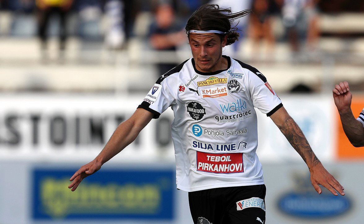 FC Hakalla 1000 kausaria kasassa - Maximus Tainiolle jatkosopimus