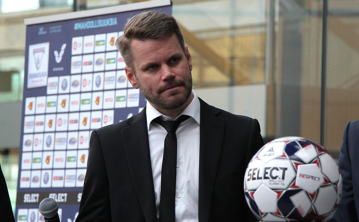 IFK-luotsi Lundberg terottaa: "KuPS on ehdottomasti Veikkausliigan parhaita joukkueita"