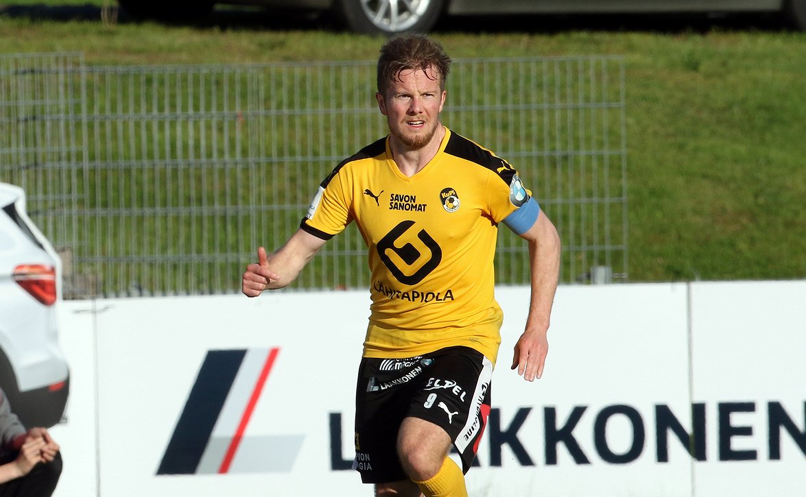 ​PlayOff yhdistää huippujalkapallon ja tosi-tv:n Nelosella