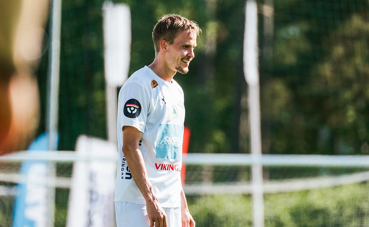 ​"Ainoa tavoite nousta takaisin Veikkausliigaan" – kokenut Jiri Nissinen jatkaa IFK Mariehamnissa