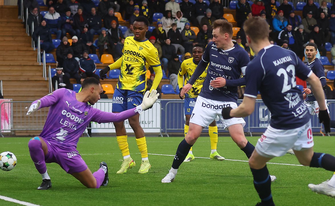 ​Rasmus Karjalainen nousi heti kaikkien aikojen maalintekijätilastossa – 60 maalia täynnä