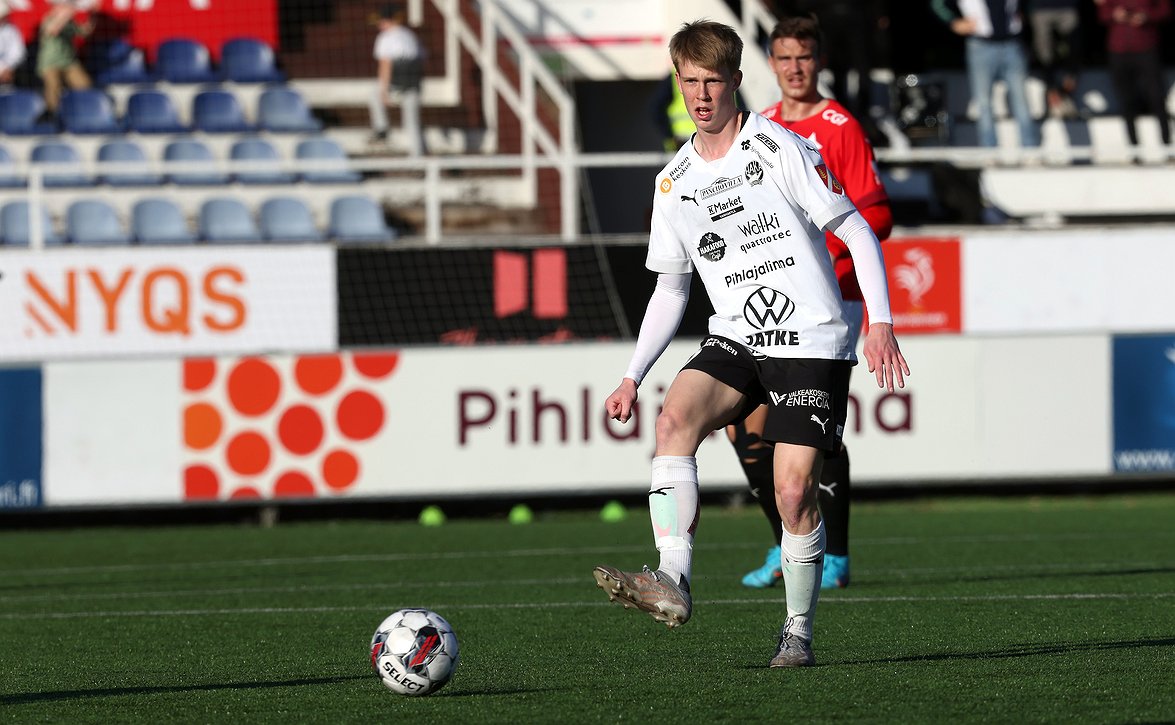 FC Haka hionut kuvioita uusitulla tekonurmella – ”Se on loistava alusta”