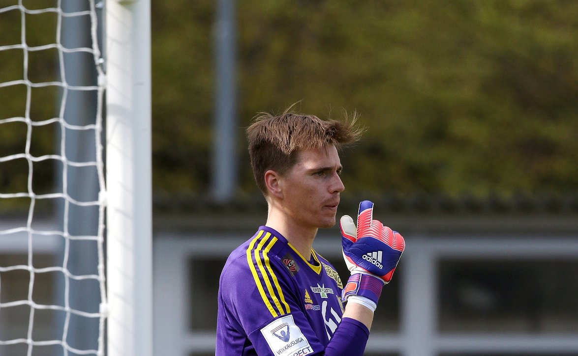 Hilander pettyi tappioon A-maajoukkuedebyytissään