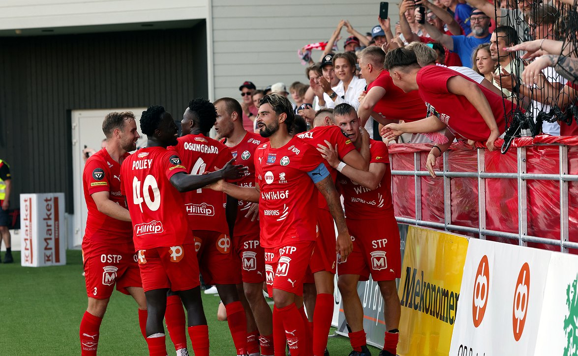 ​Jarolla päävalmentajahaku käynnissä – kandidaatteja ainakin Ruotsista ja Suomesta