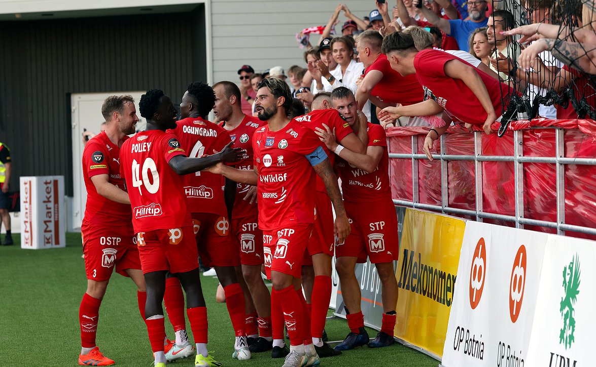 Jarolle hieno uutinen - Jens Karlssonin valinta UEFA Pro -kurssille tasoitttaa tietä uuteen kauteen