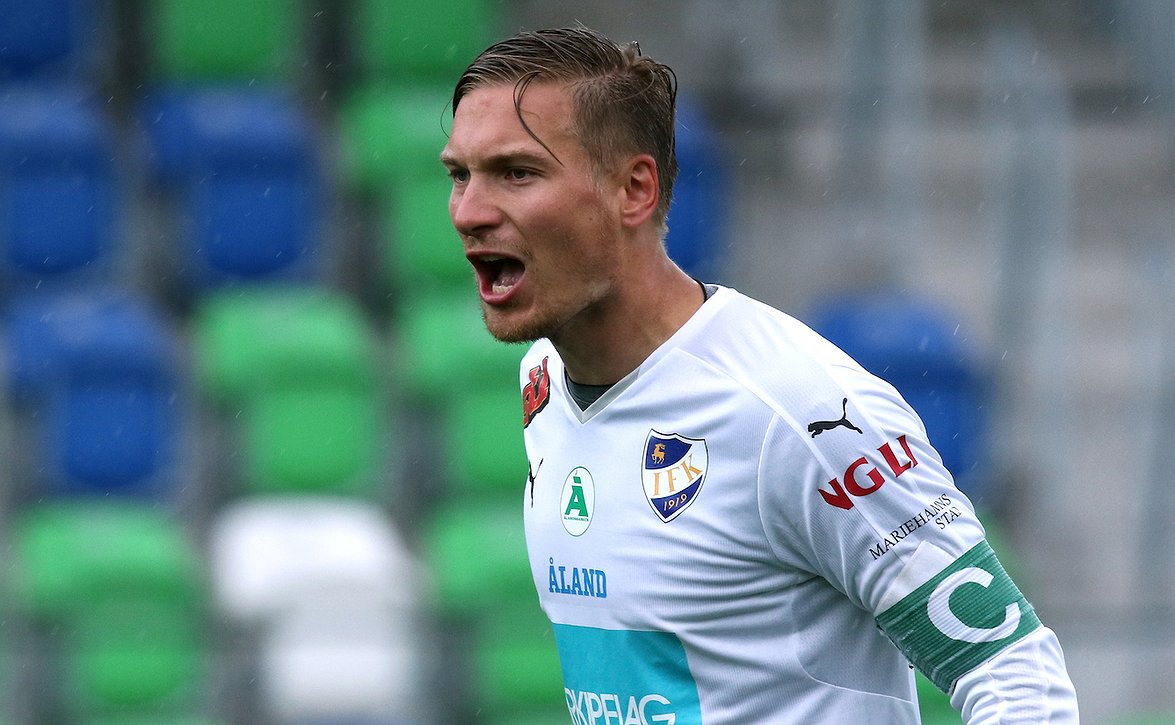 Kauden 300. maali Kristian Kojolalle