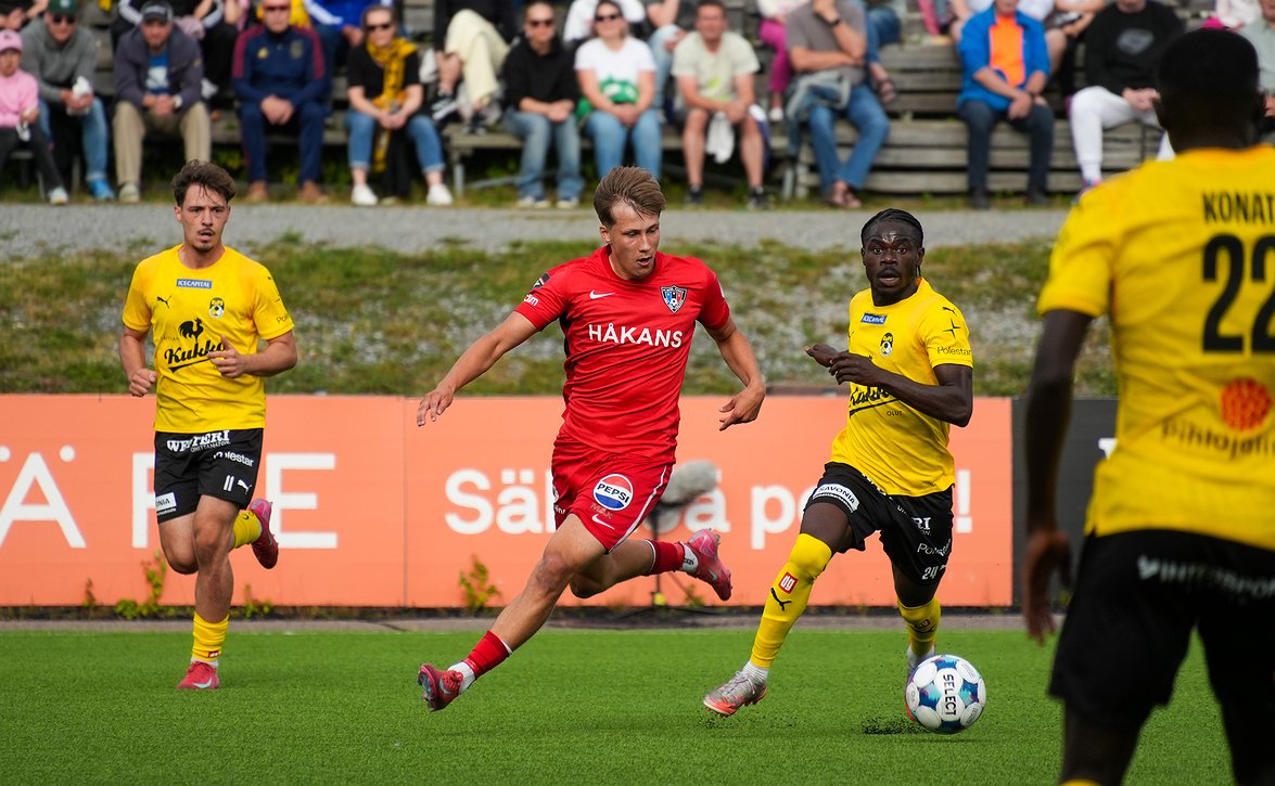 ​Veikkausliigan mestaruus voi ratketa aikaisintaan toiseksi viimeisellä kierroksella - näin monelle joukkueelle se on mahdollista