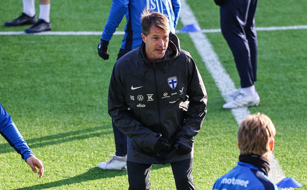 "Maximum attack" - Pikkuhuuhkajat valmis haastamaan Espanjan EM-karsintalohkon kärkikamppailussa