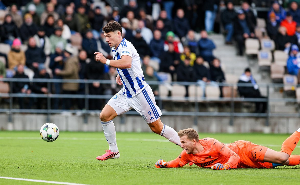 HJK jyräsi voittoon miesylivoimalla (HJK-IF Gnistan 4-0)