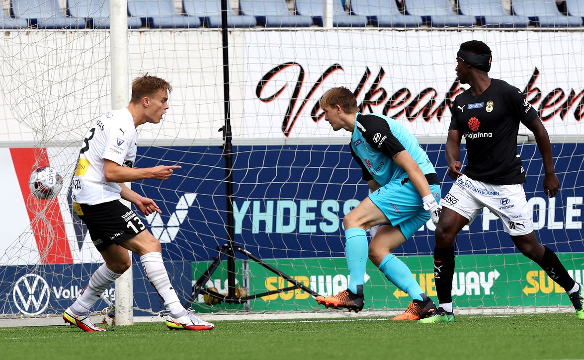 "Kaksi maalia eteen Hakalle on liikaa" - Valakari harmitteli tappiota Valkeakoskella