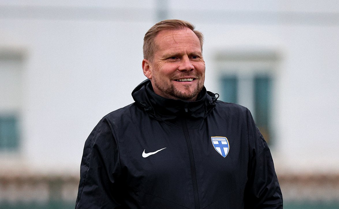 Huuhkajien valmennusryhmässä muutoksia - Toni Korkeakunnas isompaan rooliin