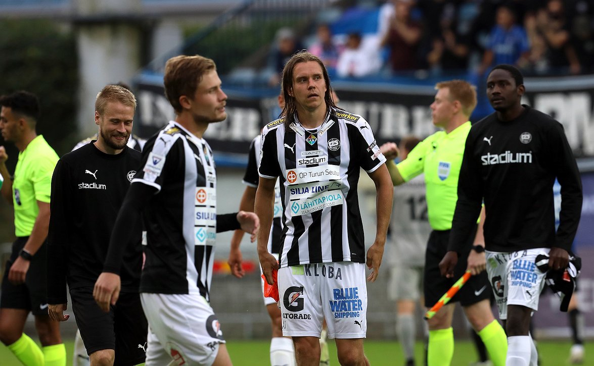 ​Mika Ääritalo nousi 34. pelaajana 300 Veikkausliigaotteluun