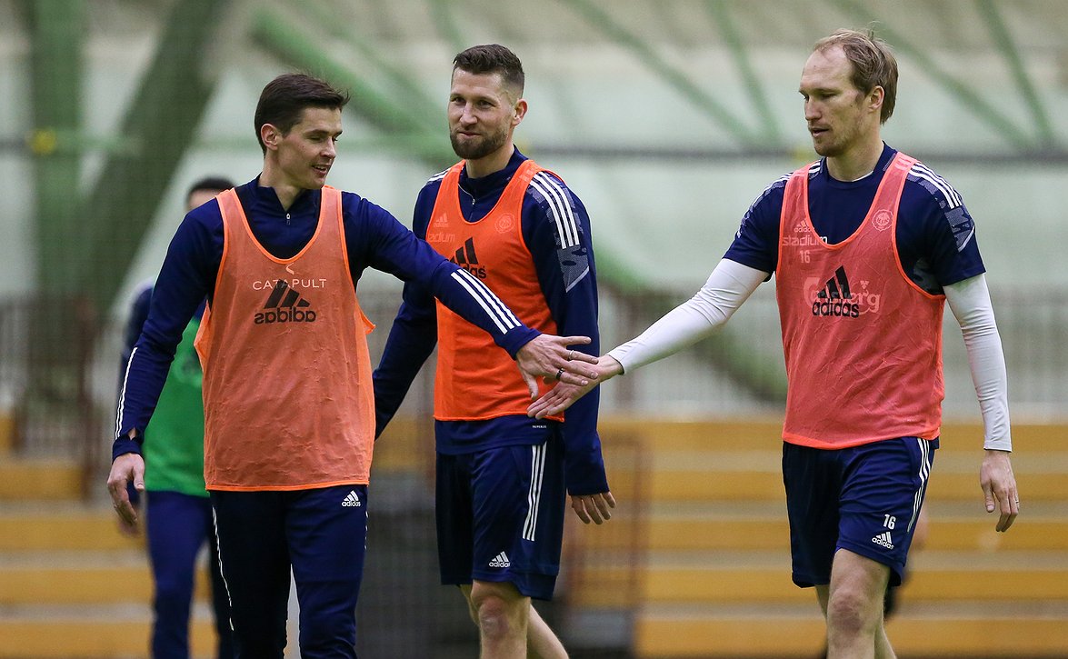 HJK palasi harjoituskentälle - kuusi nuorta lahjakkuutta mukana ringissä