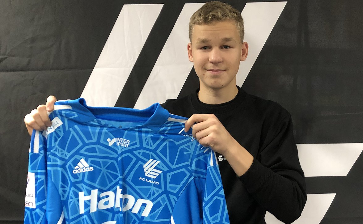 Osku Maukonen debytoi FC Lahden tolppien välissä - "En ihan näin nopeasti osannut tätä odottaa"