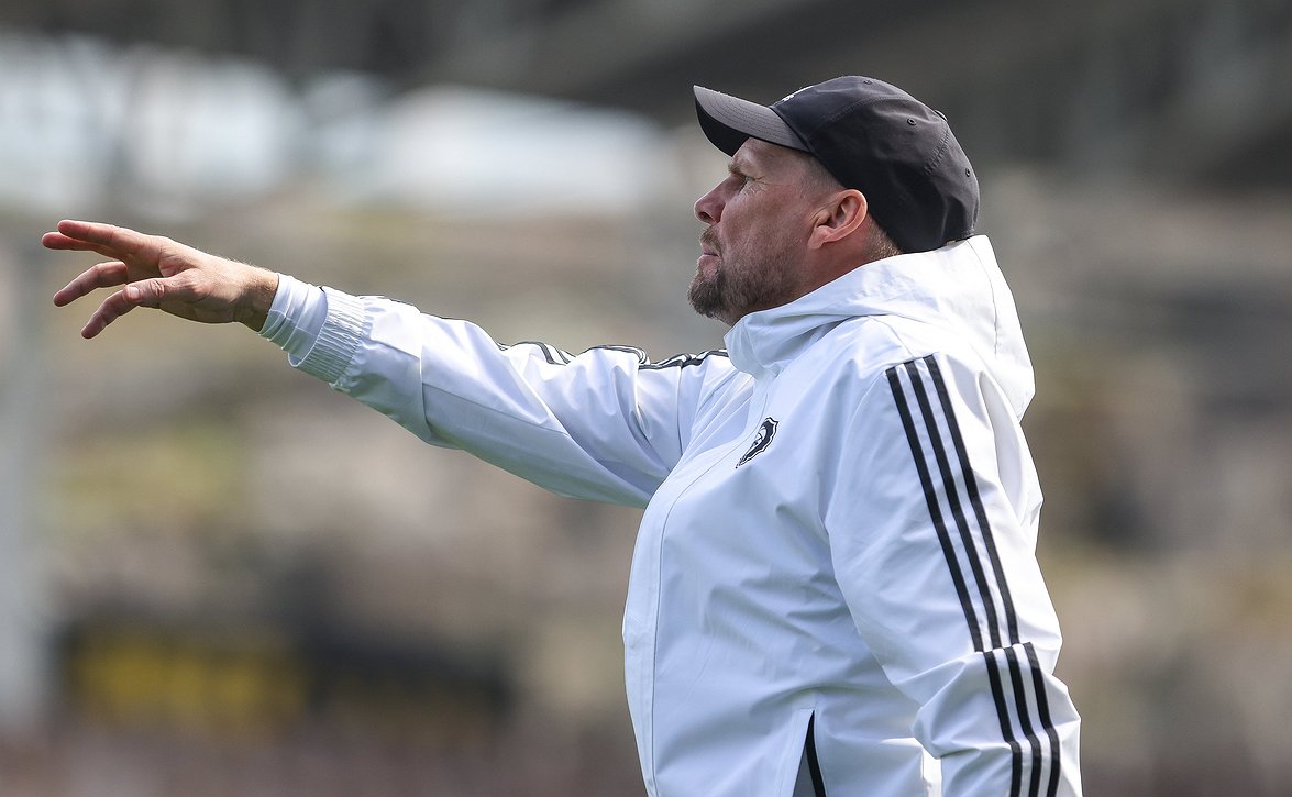 ​Toni Korkeakunnas nousi jakamaan valmentajatilaston kuudetta sijaa