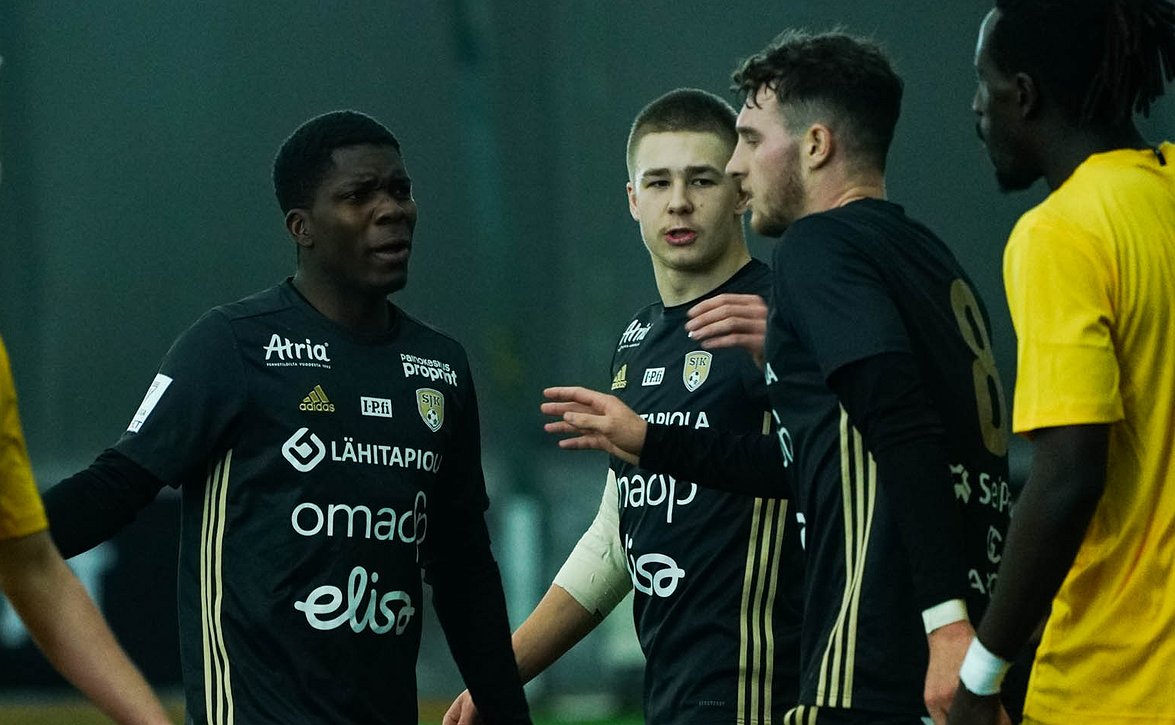 ​"Teimme ottelun vaikeaksi itsellemme" – SJK-luotsi Joaquin Gómez pettyi pistejakoon