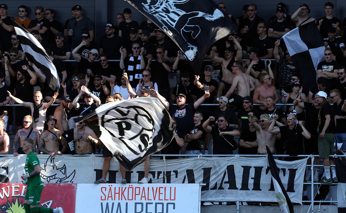 "Potentiaalia olla kauden läpimurtopelaaja" - Adrian Arrakoski nousee VPS:n Veikkausliigamiehistöön