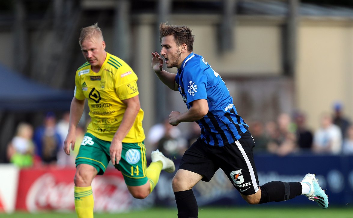 ​IFK Mariehamniin siirtynyt Ademi ei peittele: "Meillä on kaikki mitä mestaruuteen vaaditaan"