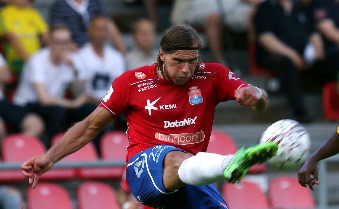 Kalle Taimi FC Lahden paitaan