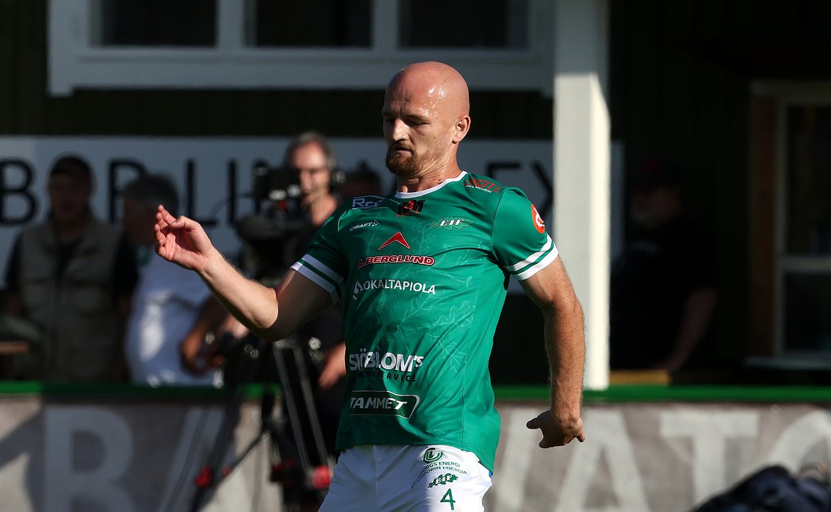 Arian Kabashi menetys EIF:lle - korvaaja omista riveistä vai siirtomarkkinoilta?