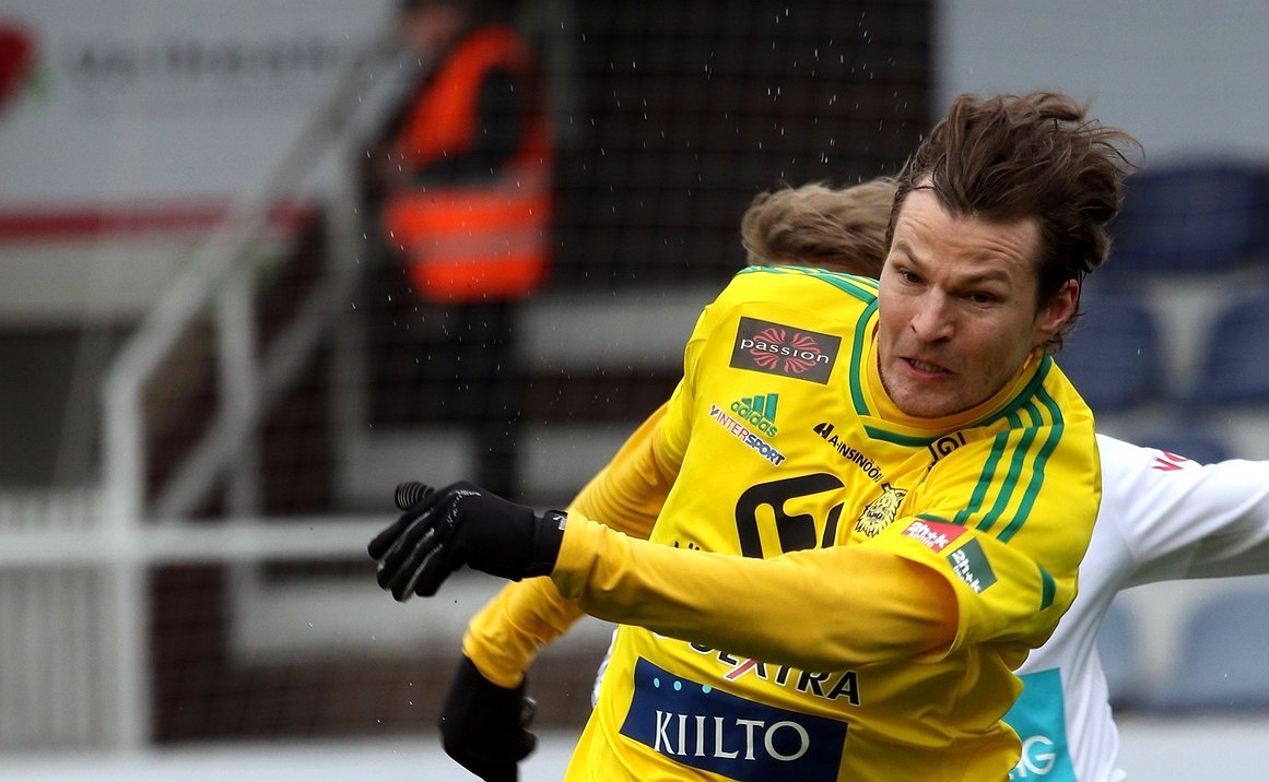 Ilves ja Valencia ilakoivat maaleilla