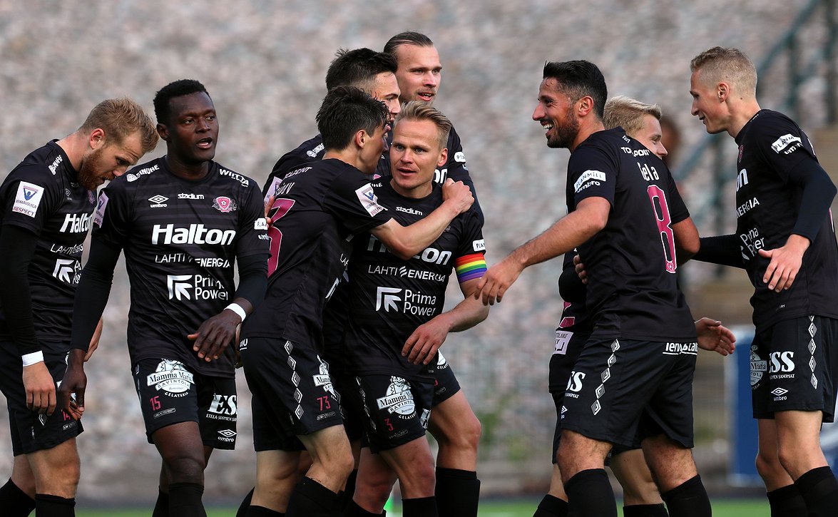 FC Lahti avaa kauden Kisapuistossa - kenttä läpäisi testit