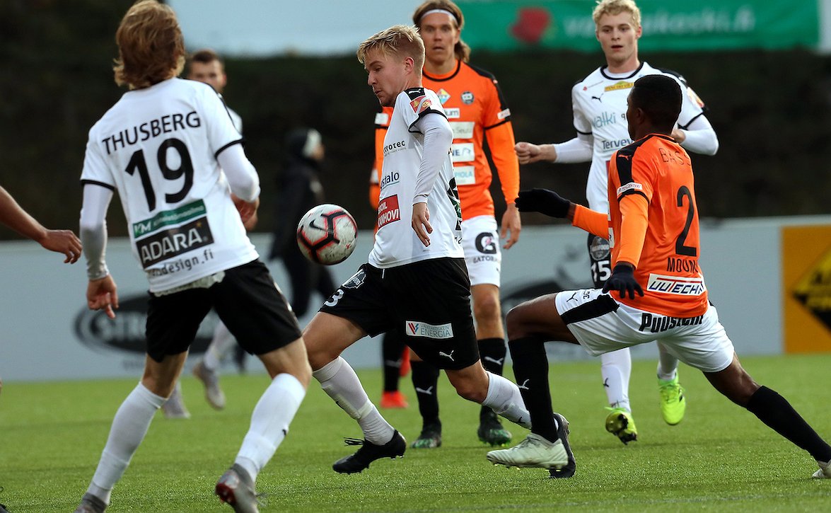 FC Hakalla kysymysmerkkejä cup-avauksessa