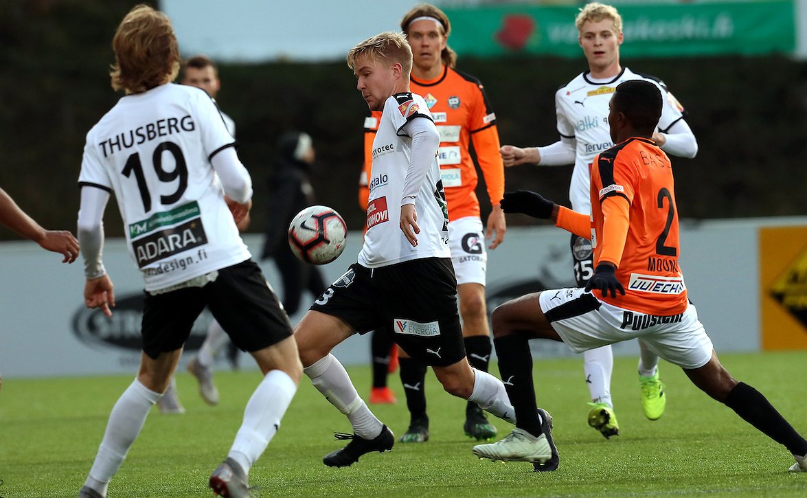 Haka kohtaa JPY:n torstaina 16.1. kello 15.30