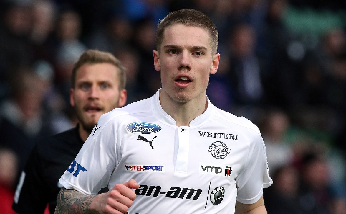 Robert Taylor siirtyy RoPS:sta AIK:hon