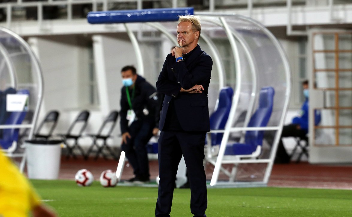 "Tappion jälkeen yleisölle hieman ekstraa" - Pikkuhuuhkajat päättää vuoden maanantain Viro-otteluun