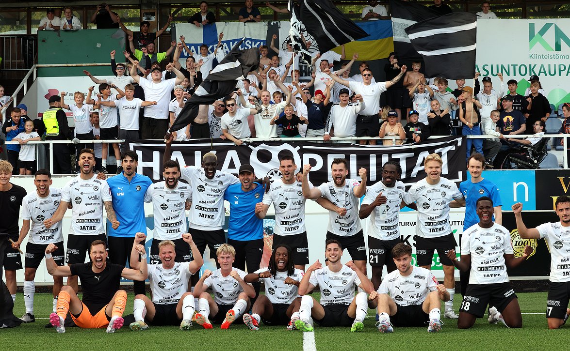 "Hyvä ja erittäin kovatasoinen ottelu" - Haka kukisti KuPS:n lauantaina