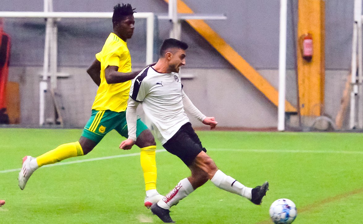 "Uusi hyökkääjä toivottavasti ensi viikolla mukaan" - Hakan joukkue viittä vaille valmis