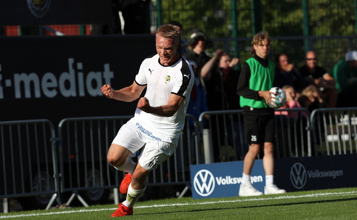 FC Honka nousi lopussa tasoihin (FC Honka-KuPS 1-1)