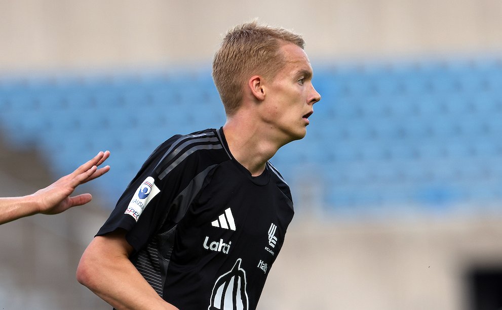 "Olen nauttinut ja viihtynyt" - Samuel Pasanen on kotiutunut hyvin KuPS:aan