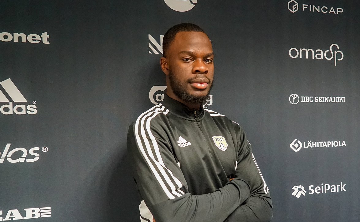 Ensituntumaa uuteen joukkueeseen - Ovie Ejeheri SJK:n maalilla jo lauantaina?