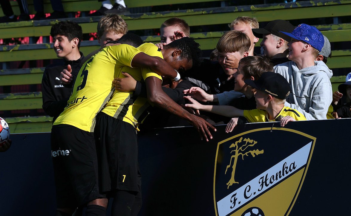 Honka haki arvokkaat pisteet Seinäjoelta (SJK-FC Honka 1-2)