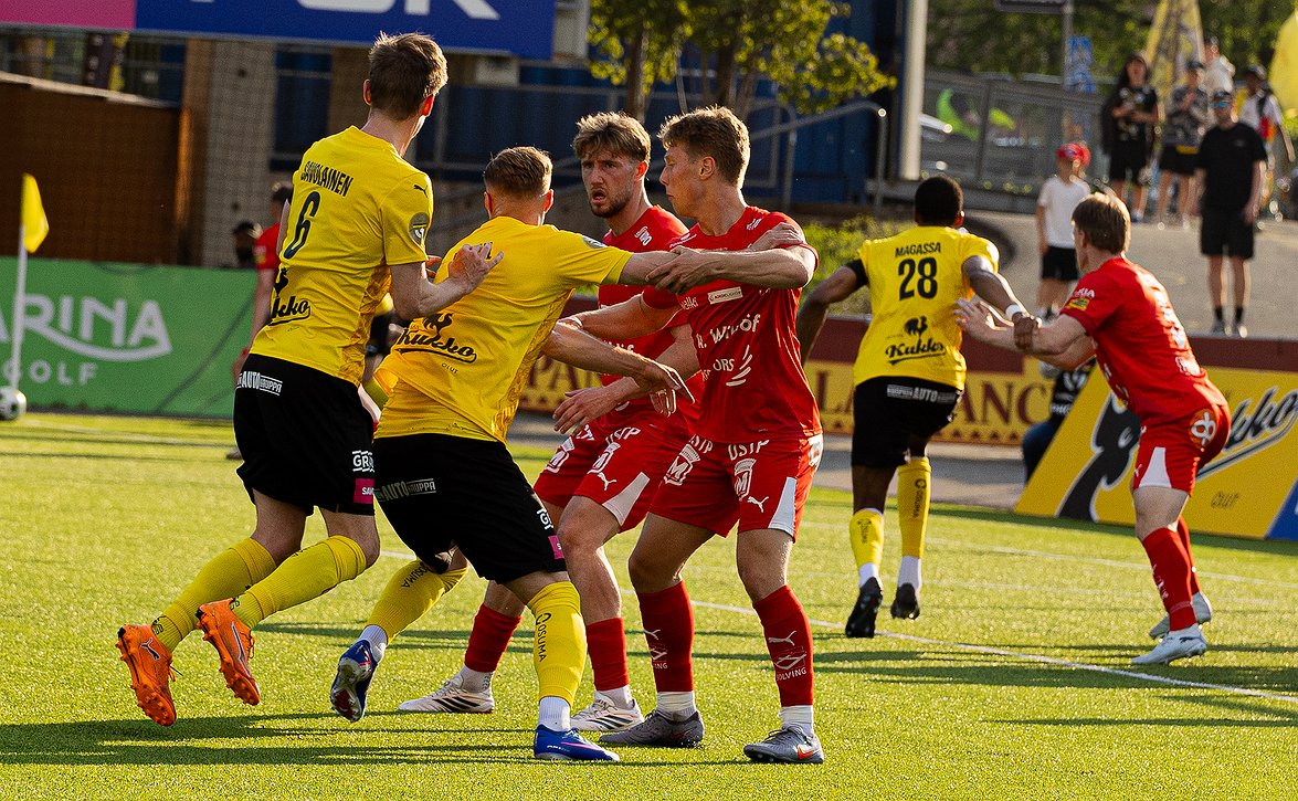 "Olimme liian pehmeitä" - Jaro-luotsi Jens Karlsson myönsi KuPS:n olleen selkeästi parempi