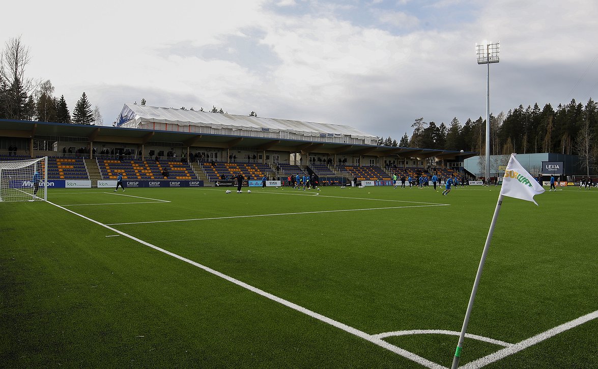 'Ogelin Omat' nyt saatavilla - omat viinit Gnistanin kannattajille